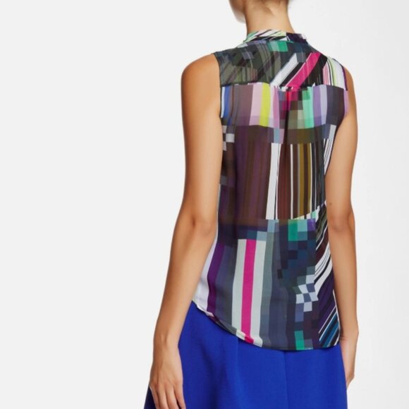 Trina Turk 100% Silk Layered Surplice V-Neck Sleeveless Top Pixel Stripes Size S - Picture 2 of 7